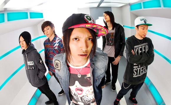 ARTEMA、2月にWarner Music Japanよりリリースする1stフル・アルバムのジャケット＆新アー写を公開！サイトも大幅リニューアル！
