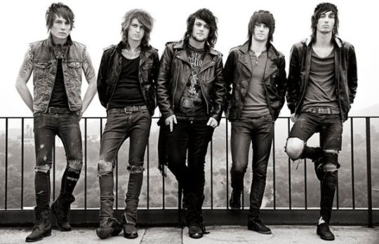 ASKING ALEXANDRIA