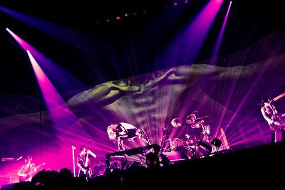 『劇場版』が絶好調のDIR EN GREY、待望の夏季国内ツアー決定！