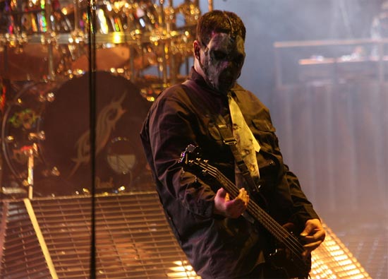 【訃報】 SLIPKNOTのPaul Gray(Ba) 死去