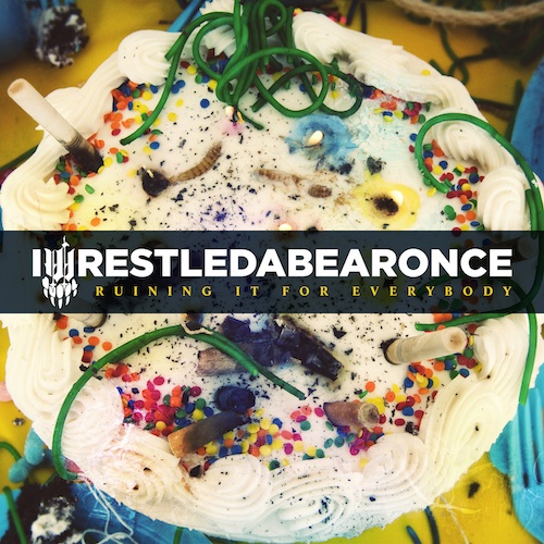 IWRESTLEDABEARONCE、新曲「Next Visible Delicious」をFacebook上で公開！