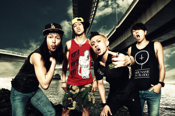 TOTALFAT、リリース・ツアー9月公演のゲスト・バンドに、SECRET 7 LINE、HER NAME IN BLOOD、BUZZ THE BEARS、KEYTALKの出演を発表。ツアー終盤の“Climax”シリーズの発表も