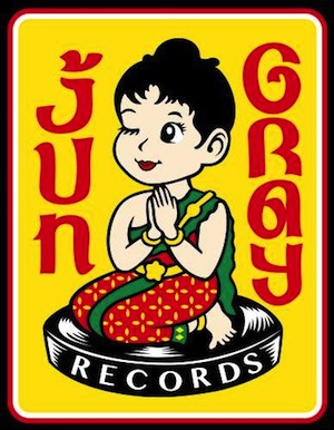 PIZZA OF DEATH内レーベル"Jun Gray Records"より12/18にリリースのFLiP、FOUR GET ME A NOTS、tricotら参加のコンピ『And Your Birds Can Sing』のトレーラー映像公開！