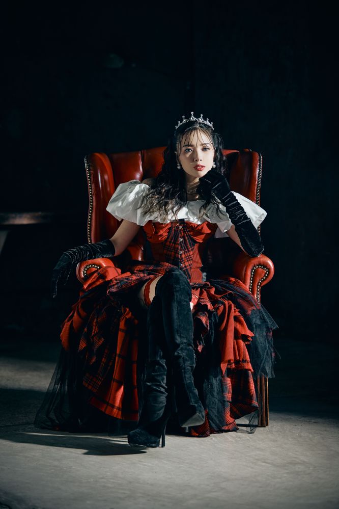 ヘヴィ・メタル・シーンで躍動するギタリスト SAKI（Like-an-Angel／Mary's Blood／ex-NEMOPHILA etc.）、来年初夏ソロ・アーティストとしてメジャー・デビュー決定！