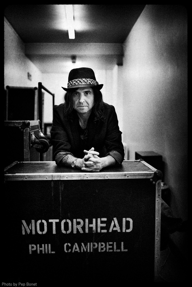 MOTÖRHEADのギタリスト Phil Campbellが逝去