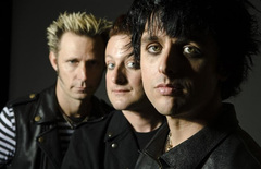 【サマソニ2012出演！】ニューアルバム制作中のGREEN DAY、スタジオの模様を続々動画アップ中！