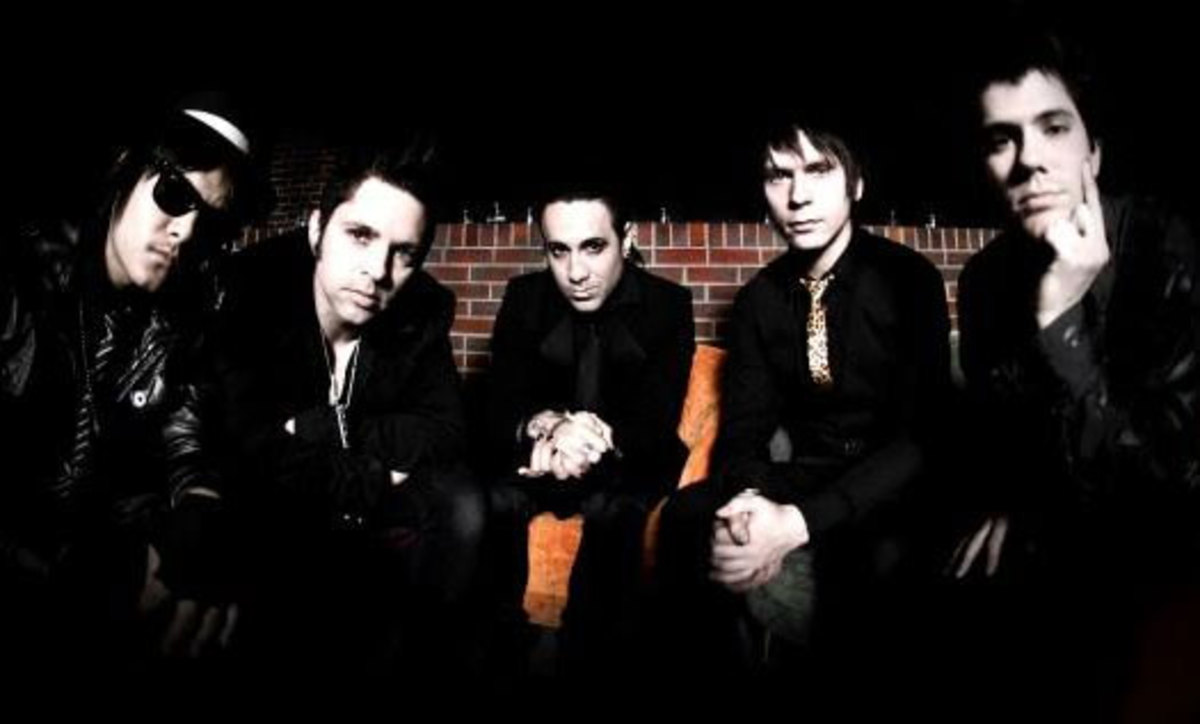 Being ghosted. I am Ghost Band. I am Ghost. Песня i am Ghost. Am Ghost