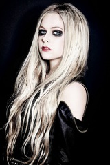 AVRIL LAVIGNE、11/6リリースのニュー・アルバム『Avril Lavigne』の全曲試聴が本日より開始！本人からコメントも到着！
