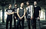 BLESSTHEFALL、昨日リリースのニュー・アルバム『Hollow Bodies』より、「You Wear A Crown But You're No King」のMVのティーザーを公開！