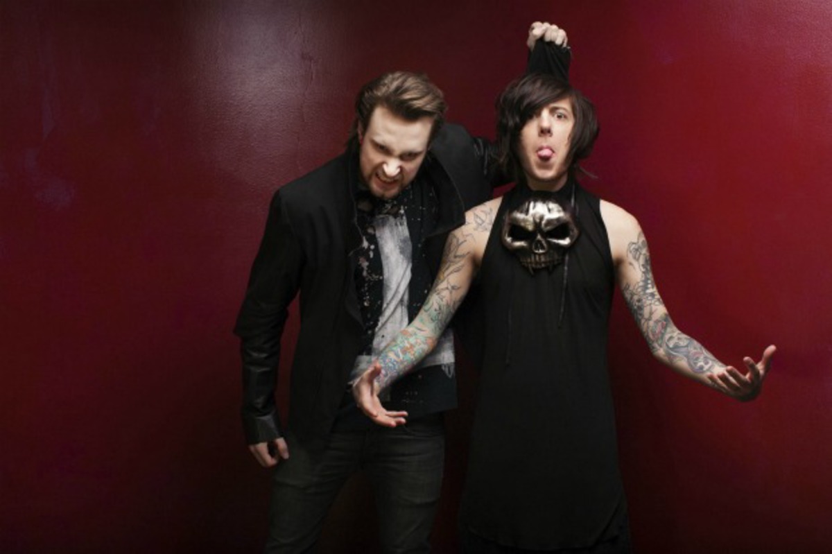 Breathe carolina. Группа Breathe Carolina. Breathe Carolina Кайл Эвен. Breathe. Исполнитель. Breathe musician.