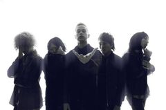 coldrain、SHIBUYA-AXでのツアー・ファイナルの様子を収めた「Behind The Curtain」のライヴMVを公開！