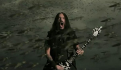 イナゴ襲来！MACHINE HEAD、最新Music Video「Locust」完成！