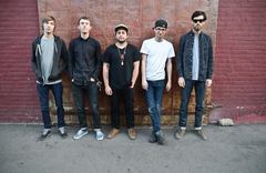 2年連続でVans Warped Tour全日程に出演したMAN OVERBOARD、PropertyOfZackの「Father Christmas」をカヴァー！リリック・ビデオも公開！