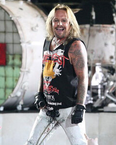 MOTLEY CRUE のVince Neil（Vo.) ラスベガスで逮捕