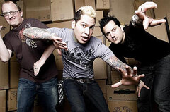 MXPX からYuri(Dr)脱退＆Las Vegasにて卒業ライヴ決定