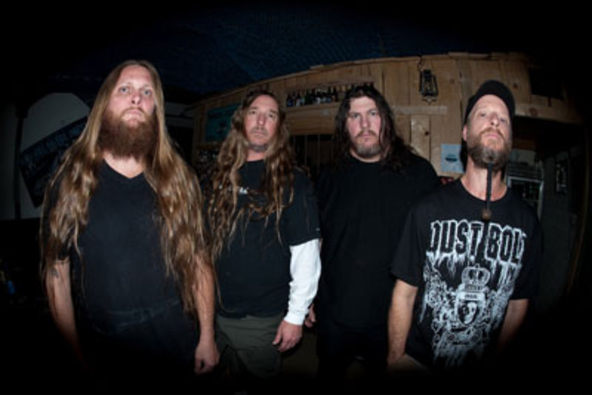 Редкие фото братьев тарди デ ス-メ タ ル-シ-ン 創 世 記 を 支 え た 重 鎮 バ ン ド.OBITUARY が 4 月 に 東 名 阪 に