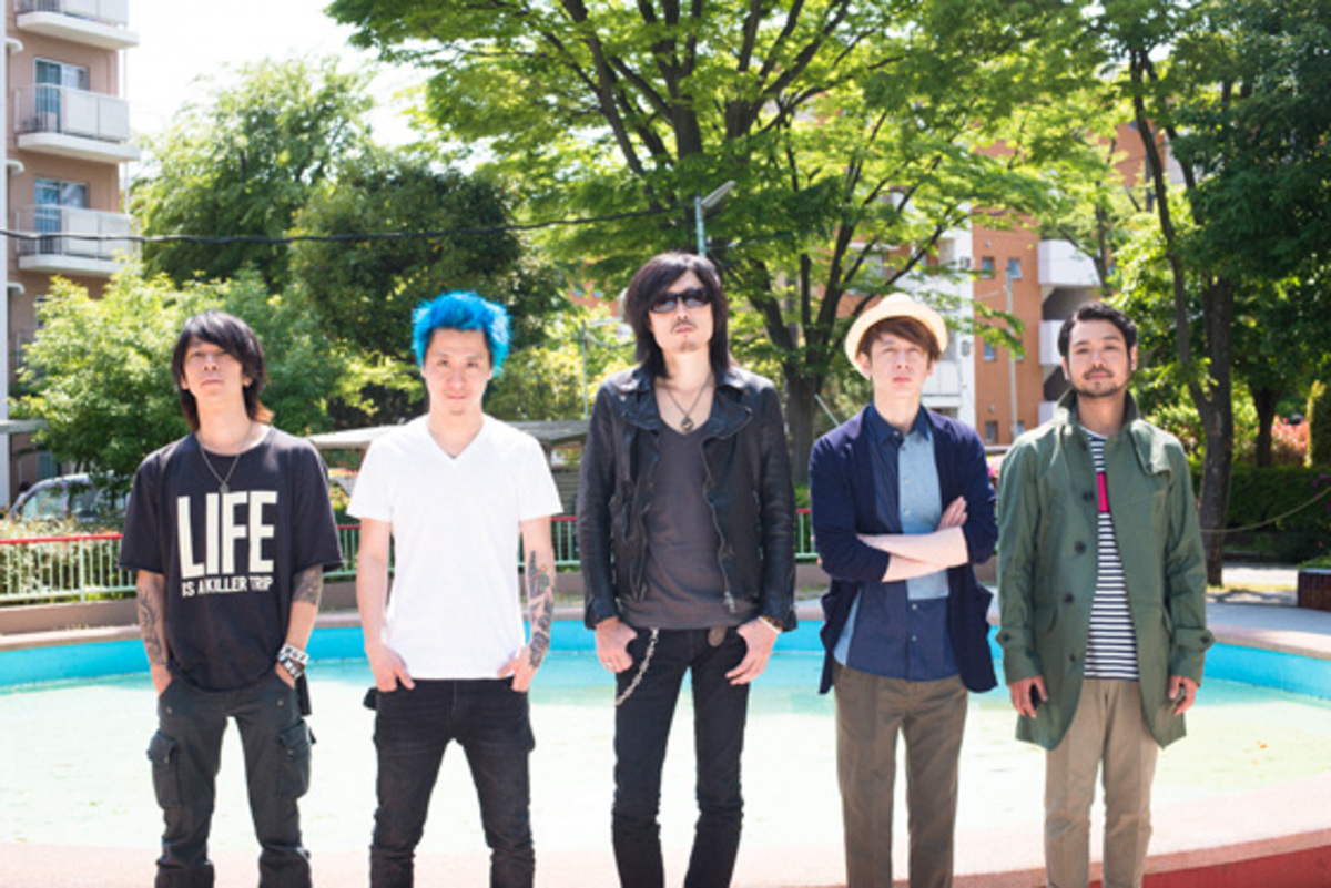 折線無　the HIATUS B2ポスター　4th ハイエイタス　細美武士 JAPAN最新号】細美武士、その音楽キャリアにおける重大局面を