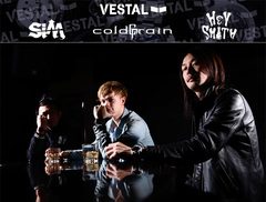 コラボ・ギャラリー必見！VESTAL×SiM & coldrain & HEY-SMITHスペシャル・サイトを公開！Twitterにて激レアサイン色紙＆VESTALウォッチの超豪華プレゼント企画もスタート！