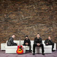 VOLBEAT、ドイツの大規模フェス“Rock am Ring 2013”での「Lola Montez」のライヴ映像を公開！