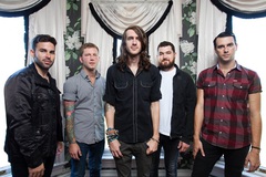 MAYDAY PARADE、4thアルバム『Monsters In The Closet』より「Hold Onto Me」のMV公開！