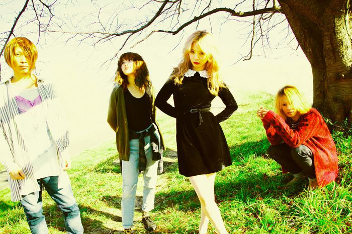 NANA KITADE（北出菜奈）率いるTHE TEENAGE KISSERS、7/9リリースの1stフル・アルバム『VIRGIN FIELD』より「Venus Hypnosis」のMV公開！