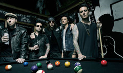 AVENGED SEVENFOLD、8月に2ndアルバム『Waking The Fallen』を海外で再リリース決定！トレーラー映像も公開！