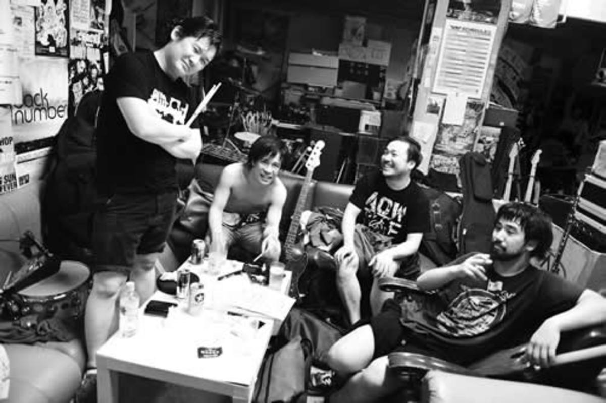 jamming O.P.、本日リリースした1stアルバム『broken words refuse me