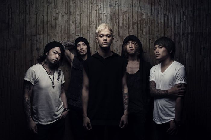 coldrain、2015年春に東名阪で主催イベント"BLARE DOWN BARRIERS 2015"開催決定！