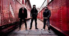 ロックとダンスのクロスオーヴァーの先駆者 THE PRODIGY、4/1にリリースする6thアルバム『The Day Is My Enemy』よりアニメーションで作られた「Nasty」のMV公開！