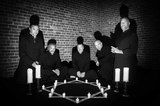 FAITH NO MORE、5/13にリリースする18年ぶりのニュー・アルバム『Sol Invictus』の詳細発表！Ossian Brown（COIL / CYCLOBE）の写真を使用したジャケットも公開！