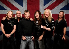 IRON MAIDEN、2016年にワールド・ツアー開催決定＆来日公演は4月下旬を予定！ジャンボ・ジェット機"Ed Force One"で35ヶ国を飛び回る！