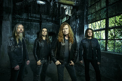 "LOUD PARK 15"でヘッドライナーを務めるMEGADETH、10/13に大阪 オリックス劇場にて単独公演決定！