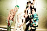 RED HOT CHILI PEPPERS、2003年にドイツで行われた"By The Way World Tour"のライヴ音源の配信スタート！