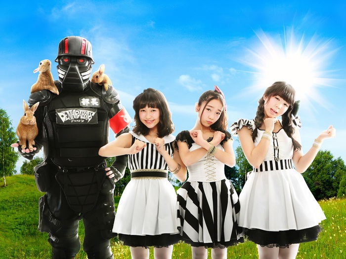 ジャパニーズ・デス・ポップ！？話題のアイドル・ユニット"デスラビッツ"、6/1リリースの2ndアルバム『第二次うさぎ大戦』より「うさぎストリーム2」のMV公開！