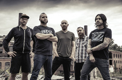 KILLSWITCH ENGAGE、未発表曲「Define Love」の音源公開！