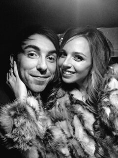 ALL TIME LOWのAlex Gaskarth（Vo/Gt）、モデルのLisa Ruoccoとついに結婚！