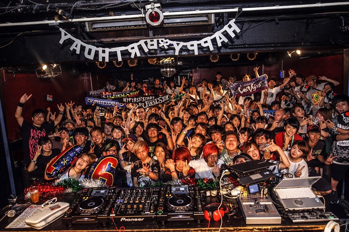 本日開催された大阪激ロック16周年記念DJパーティーは最後まで大盛り上がり！次回は9/24(土) 食欲の秋！スポーツの秋！激ロックの秋！111回目開催スペシャルとして開催決定！