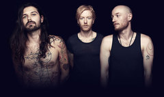 BIFFY CLYRO、最新アルバム『Ellipsis』より「Howl」のMV公開！