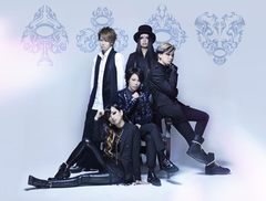 5人組ガールズ・ロック・バンド exist†trace、11/16にリリースするニュー・ミニ・アルバムの詳細発表！ 全曲ダイジェスト・トレーラー映像＆最新ヴィジュアルも公開！