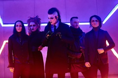 MOTIONLESS IN WHITE、5/10にリリースするニュー・アルバム『Graveyard Shift』より「Rats」の音源公開！