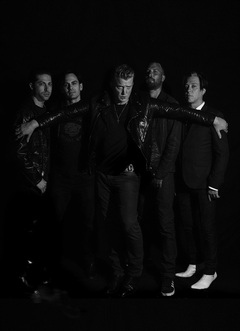 フジロックで来日するQUEENS OF THE STONE AGE、4年ぶりとなるニュー・アルバム『Villains』を8/25に世界同時リリース決定！