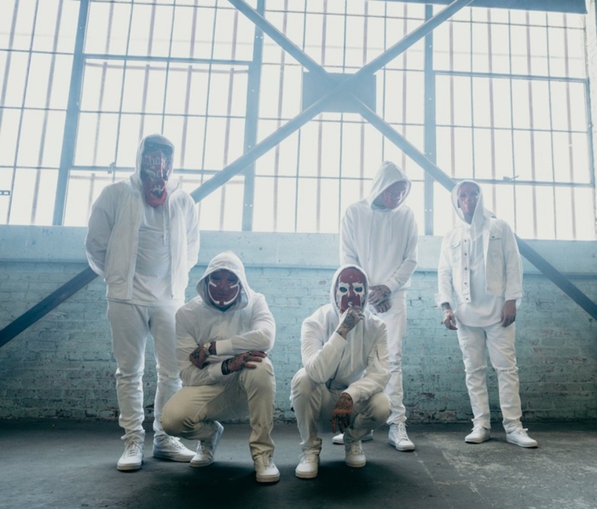 HOLLYWOOD UNDEAD、10月リリースの5thアルバム『V』より「Black Cadillac (feat. B-Real)」のMV ...