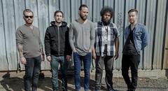 USサクラメント発ポスト・ハードコア・バンド DANCE GAVIN DANCE、来年3月に来日決定！