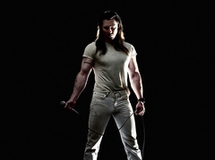 永遠のパーティー・キング ANDREW W.K.、来年3/2にニュー・アルバム『You're Not Alone』リリース決定！アルバム・ジャケットのメイキング映像も公開！