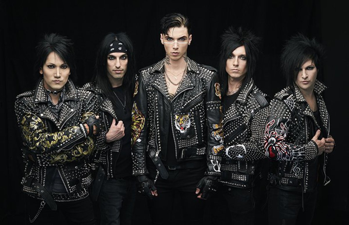 BLACK VEIL BRIDES、ニュー・アルバム『Vale』より「Wake Up」の