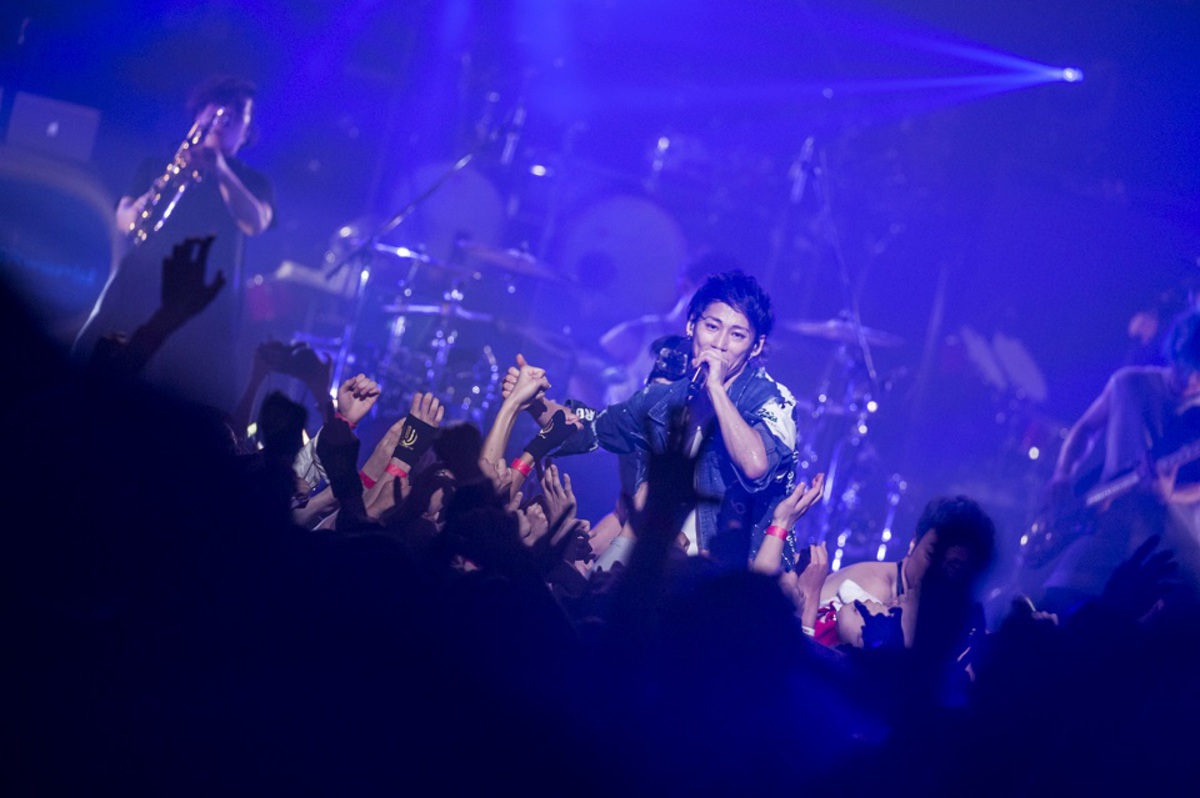 UVERworld、日本最大23,000人の