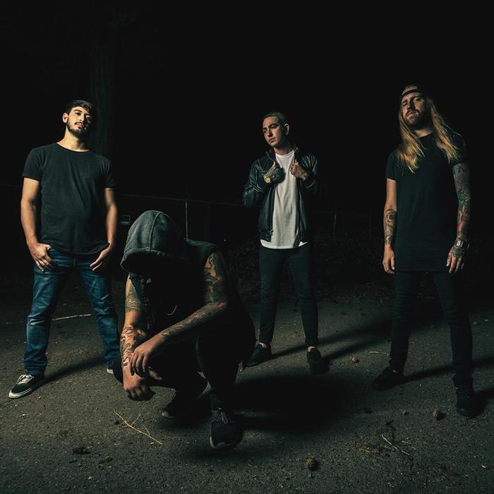 EMMURE、ATTILAに続く新世代デスコア・バンドDEAD CROWN、4/13リリースのデビューEP『Come Hell』より「The Seven」MV公開！