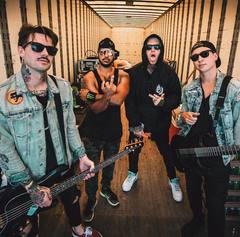 ATTILA、新曲「Pizza」音源公開！