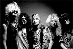 GUNS N' ROSES、1stアルバム『Appetite For Destruction』リマスター＆豪華ボックス・セットより「Move To The City (1988 Acoustic Version)」リリック・ビデオ公開！