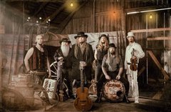 フォーク・メタルの第一人者 KORPIKLAANI、9/7リリースのニュー・アルバム『Kulkija』より「Harmaja」MV公開！